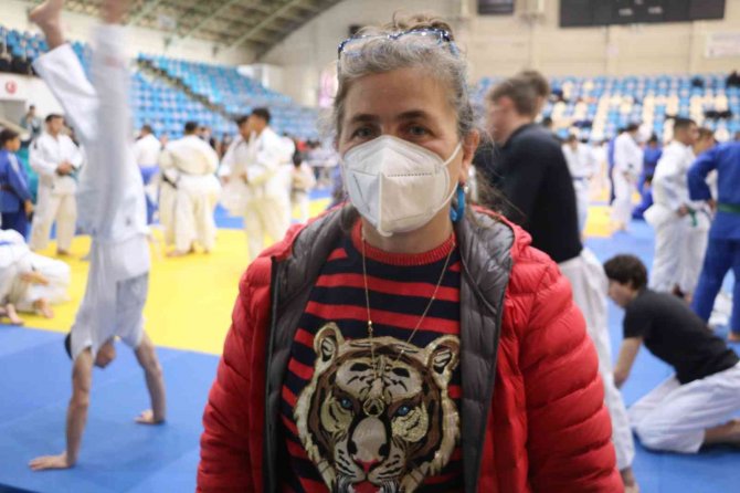 Uluslararası Judo Turnuvası, 500 Sporcunun Katılımıyla Başladı