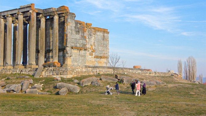 Aizanoi Antik Kenti’ni 2,5 Ayda 9 Bin 248 Kişi Ziyaret Etti