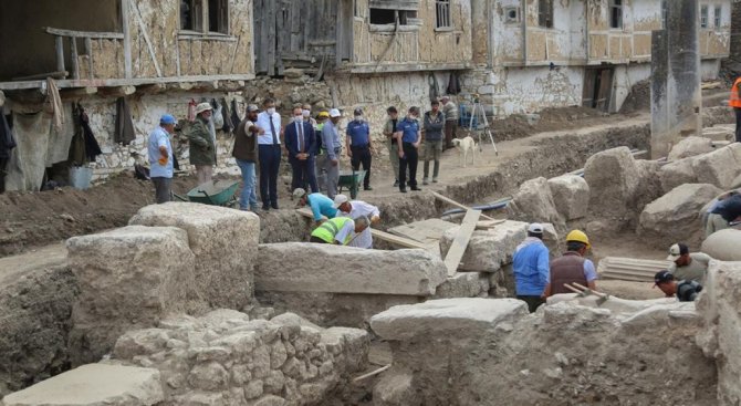 Aizanoi’de Kütahya Ve Anadolu Tarihi Gün Yüzüne Çıkıyor