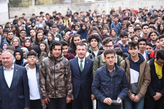 Altındağ Belediyesi’ne Gençlik Ödülü