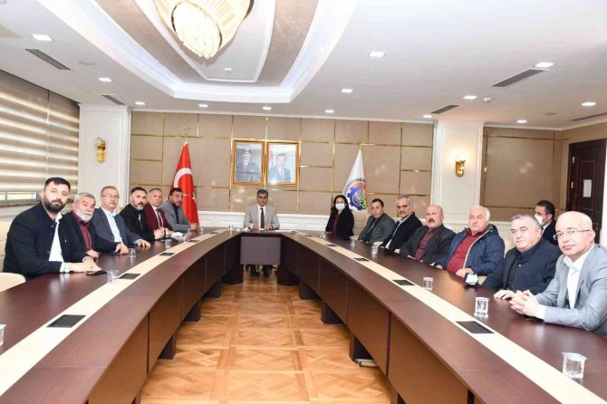 Hatıra Ormanına Katkı Veren Muhtarlara Sertifika Verildi