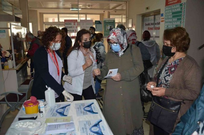 Atatürk Devlet Hastanesi’nde Diyabet Hakkında Bilgilendirmede Bulunuldu