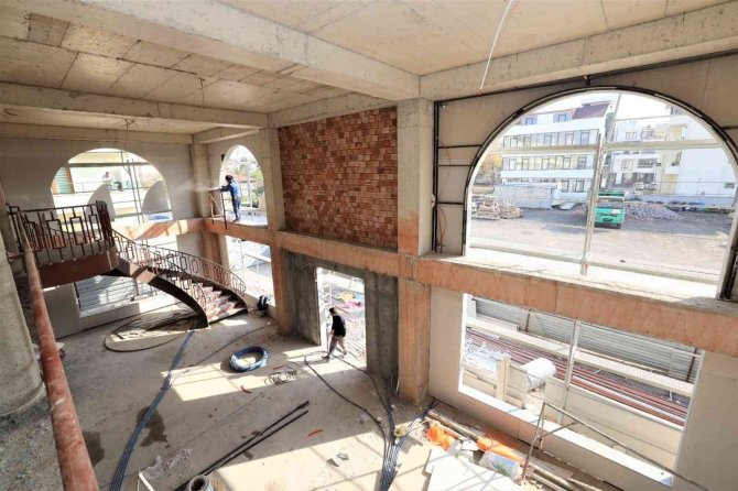 Başiskele Halk Kütüphanesinde Çalışmalar Sürüyor