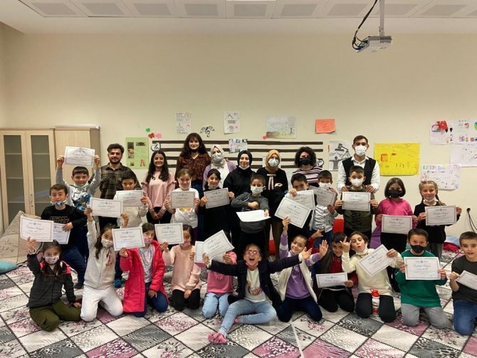 Bayburt Üniversitesinden Dijital Bağımlılıkla İlgili Önemli Etkinlik