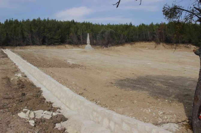Çanakkale’de Destan Yazan Şehitlerin Mezarları İhya Ediliyor