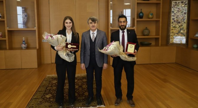 Dpü Öğrenci Konseyi Başkanlığında Nöbet Değişimi