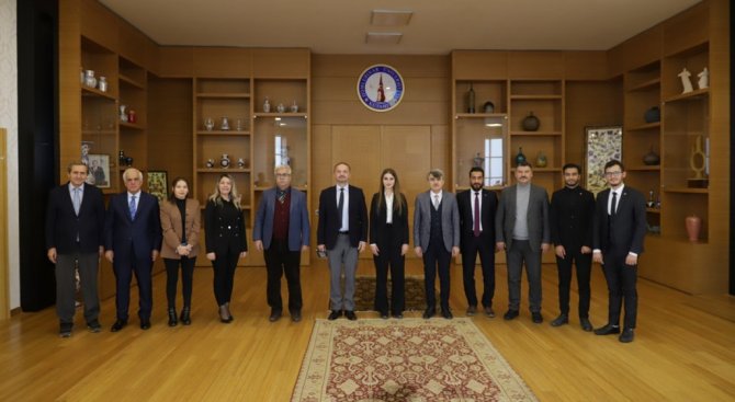 Dpü Öğrenci Konseyi Başkanlığında Nöbet Değişimi