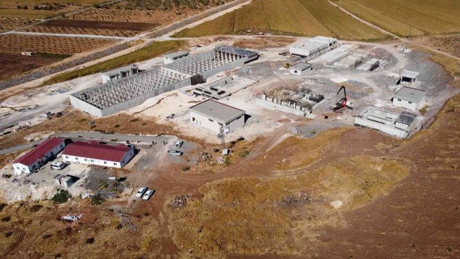 Şanlıurfa Suruç İ̇çmesuyu İ̇sale Hattı Ve Arıtma Tesisinde Çalışmalar Devam Ediyor