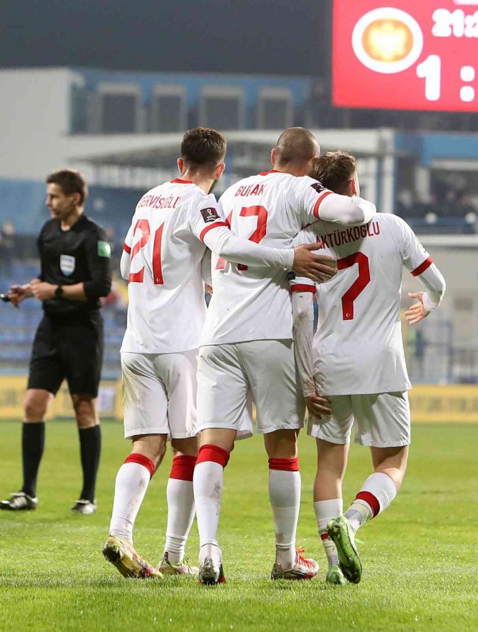 Dünya Kupası Elemeleri G Grubu: Karadağ: 1 - Türkiye: 1 (İ̇lk Yarı)