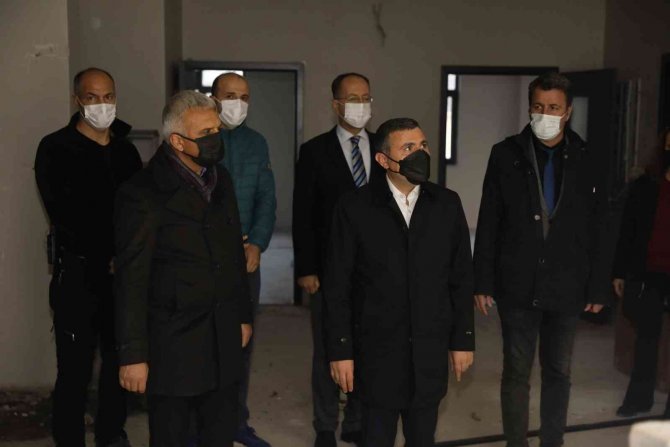 Vali Atay Okul İnşaatlarını Yakından Takip Ediyor