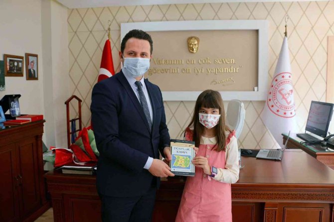 Minik Yazar Milli Eğitim Müdürü Çay’ı Ziyaret Etti