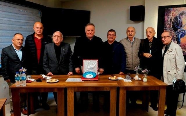 Enver Yücel’e Giresun Turizmine Yaptığı Yatırımlar Nedeniyle Plaket