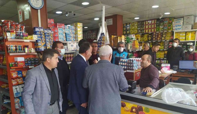 Hakkari’de Marketlerde Denetim Yapıldı