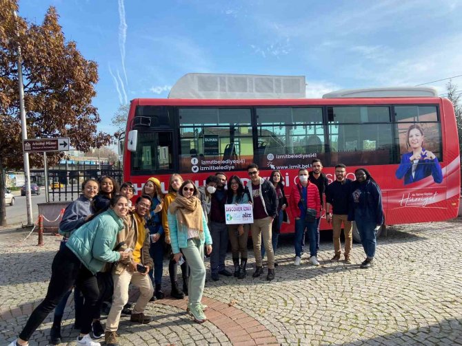 Turistler İ̇zmit’e Hayran Kaldı