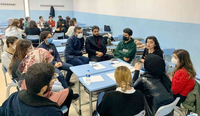 Kentlerde Söz Sahibi Gençler Çalıştayı Düzenlendi