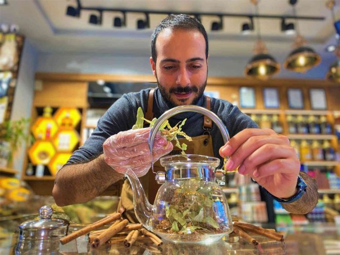 Kışın Vazgeçilmezi Ihlamur Altınla Yarışıyor