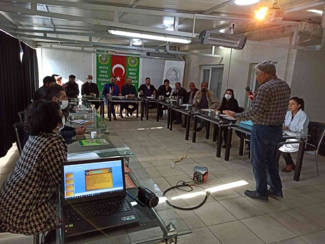 Malatya’da Koyun Kırkma Kursu Açıldı
