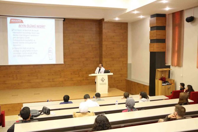 Üniversite Öğrencilerine Organ Bağışı Eğitimi