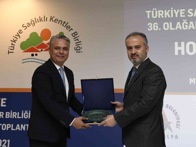 Başkan Uysal: “Bir Şehrin Kalitesi, Havalı Binalarıyla Ölçülmez”