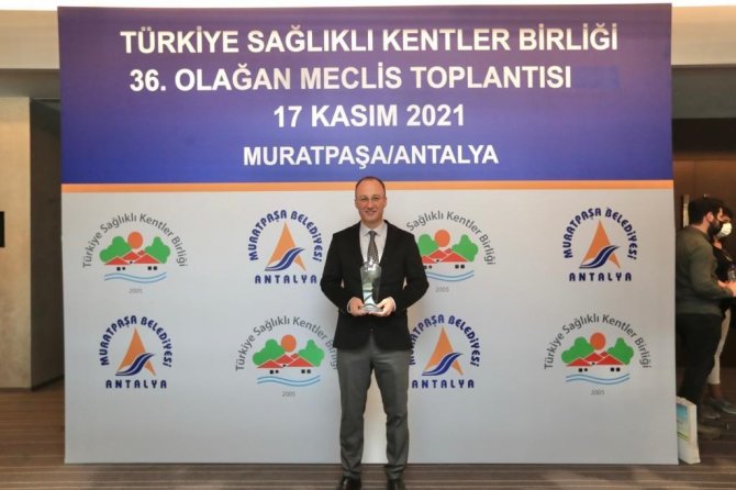Karasinekle Mücadeleye Çevreci Yaklaşan Pamukkale Belediyesine Ödül Geldi