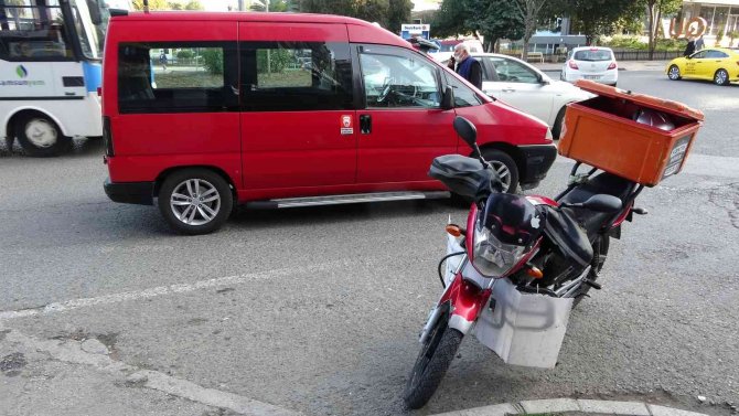 Samsun’da Motosikletli Kurye Kazası: 1 Yaralı