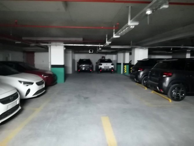 Sıfır Otolar Rezidansların Otoparklarında Stoklanıyor