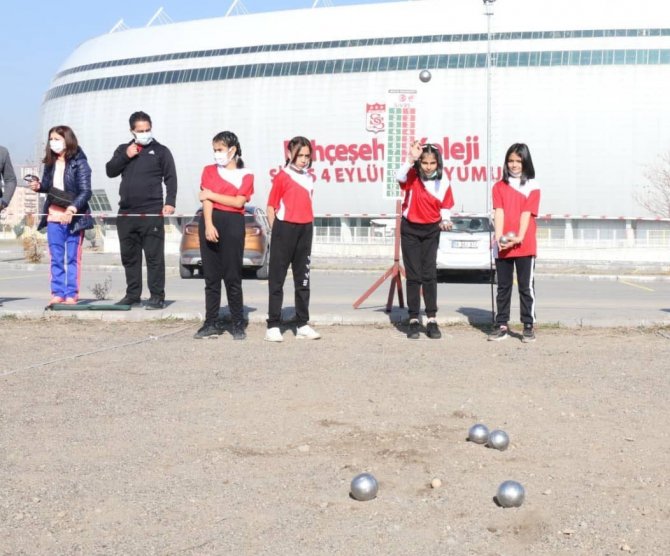 Sivas’ta Okullar Bocce’de Yarıştı