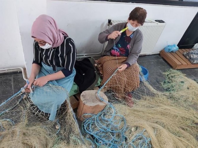 Söke’de Balık Ağı Örme Kursları Yoğun Talep Görüyor