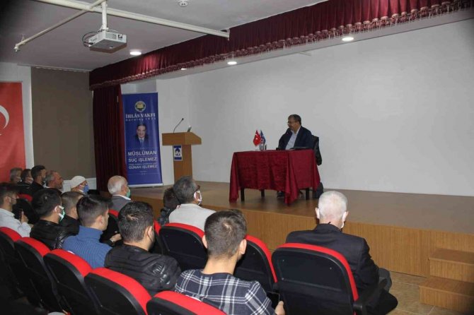 Yazar Hayati İ̇nanç, Öğrencilerle Buluştu