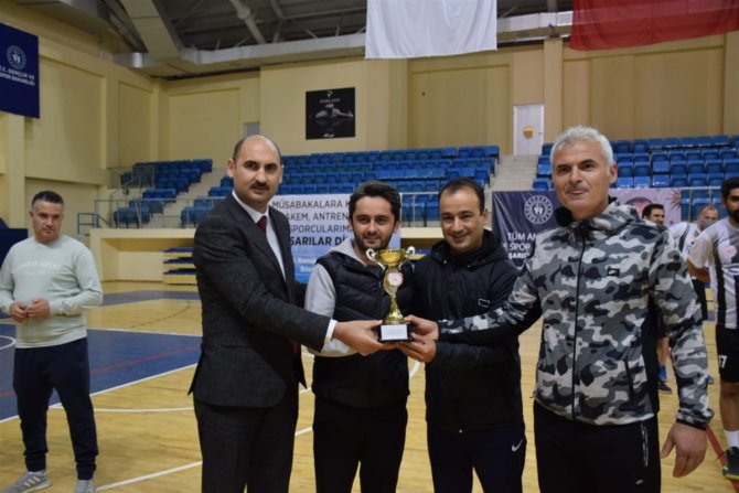Bilecik İ̇l Emniyet Müdürlüğü Takımı Turnuva Şampiyonu