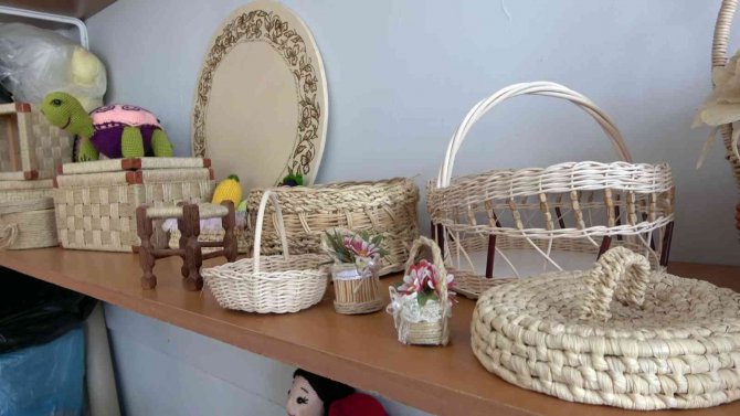 Doğadaki Atıklar Kadınların Elinde Sanat Eserine Dönüşüyor