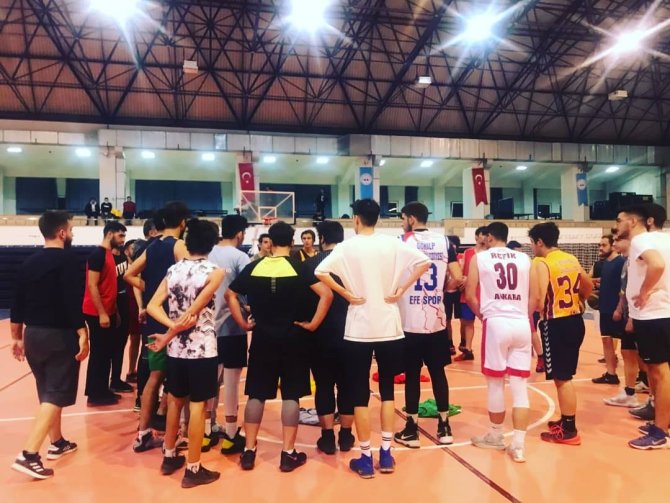 Erciyes Üniversitesi Kız-erkek Basketbol Takım Seçmeleri Yapıldı