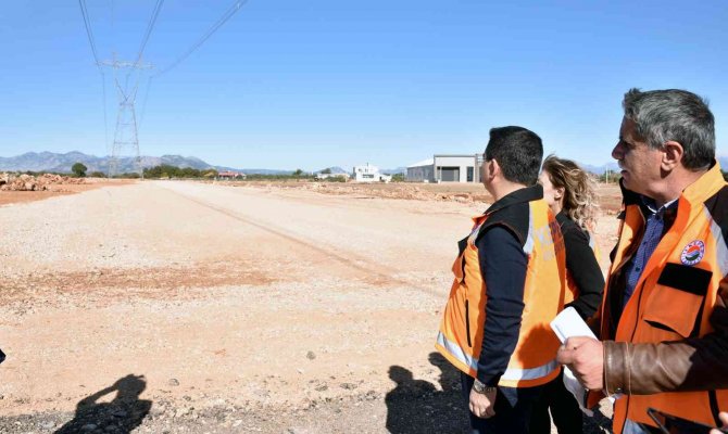 Kepez’e İnşaat Malzemecileri Sitesi Yapılıyor
