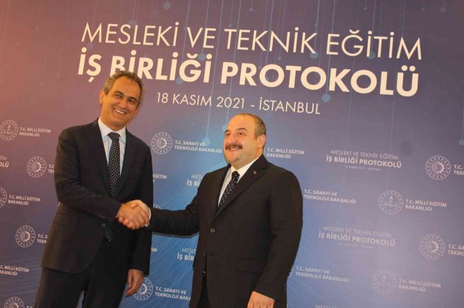 Bakan Varank: “Mesleki Eğitim Merkezlerini Osb’ler İçerisinde Konumlandırarak Eğitimle Sanayi Arasındaki Koordinasyonu Daha Yakından Temin Etmiş Olacağız”