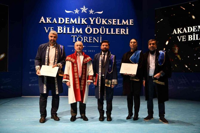 Saü’de Akademik Yükselme Ve Bilim İ̇nsanı Ödülleri Töreni