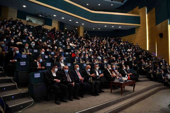 Saü’de Akademik Yükselme Ve Bilim İ̇nsanı Ödülleri Töreni