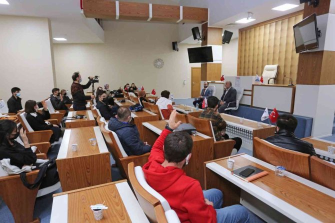 Başkan Sandıkçı: “Gençliğe Yatırım Geleceğe Yatırımdır”