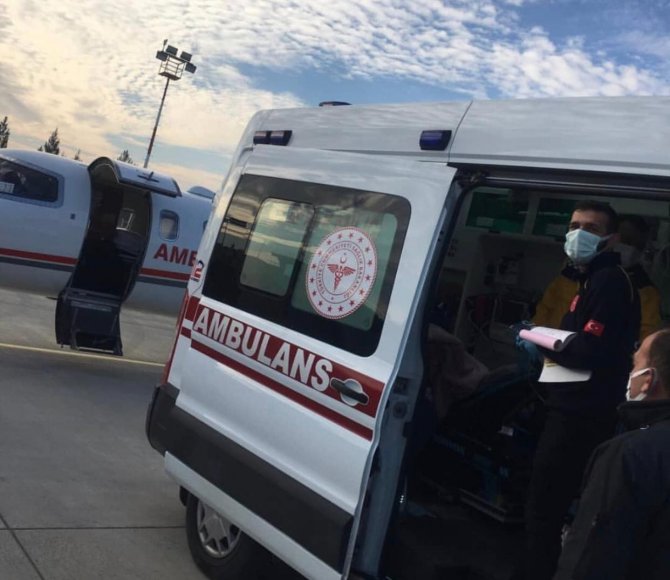 Siirt’te Hasta Çocuk Ambulans Uçakla Ankara’ya Sevk Edildi