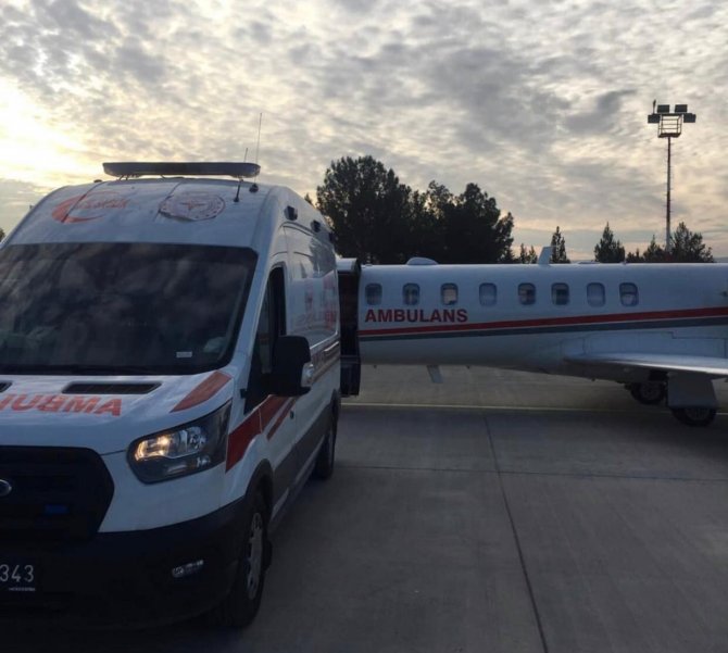 Siirt’te Hasta Çocuk Ambulans Uçakla Ankara’ya Sevk Edildi