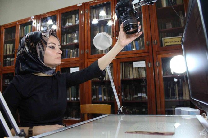 Yapımında Mahkumlar Çalıştı, Dünyaya Işık Tutuyor