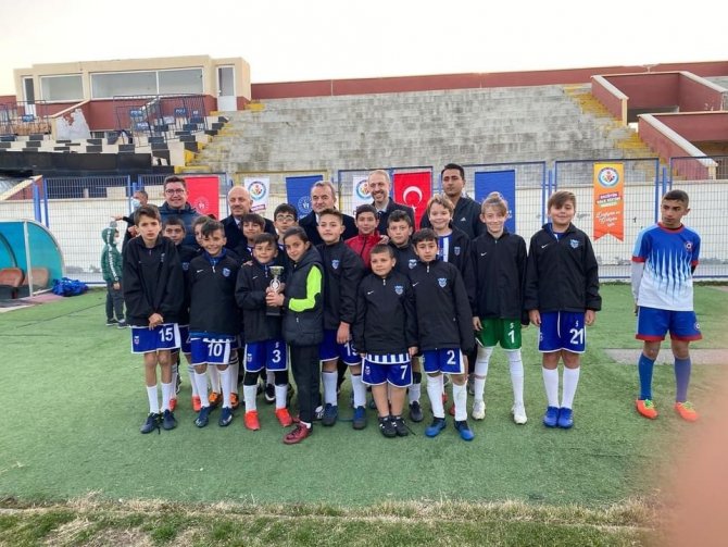 Bozhem U12 Futbol Turnuvası Heyecanlı Maçlara Sahne Oldu