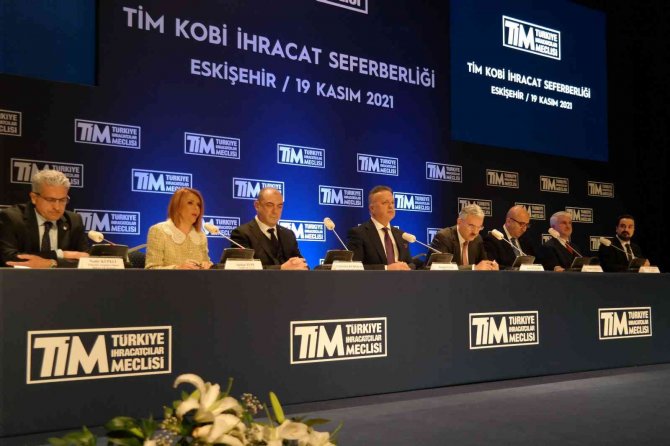 "Ülkemiz Tam Gücüyle Üretiyor"