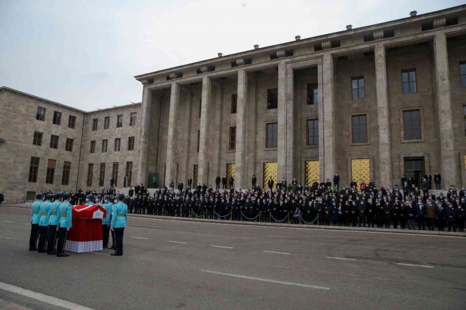 Tbmm’de Milletvekili İ̇mran Kılıç İçin Tören Düzenlendi