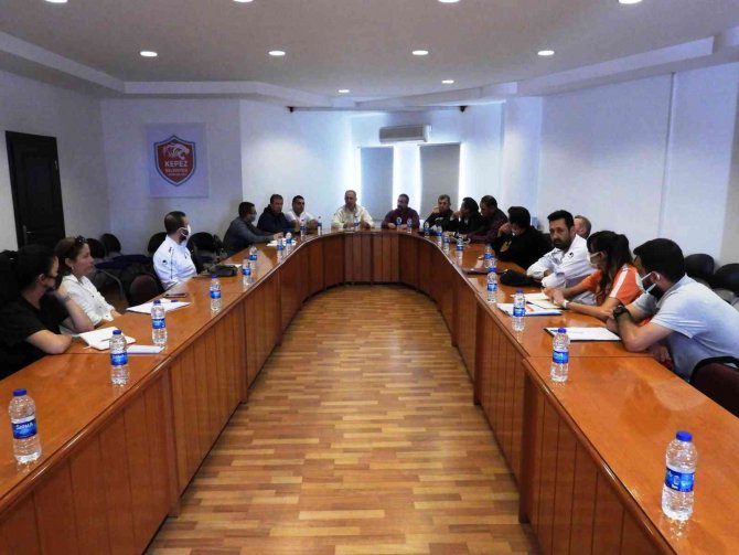 Kepez Belediyesi Spor Kulübü Dayanışma İçin Toplandı