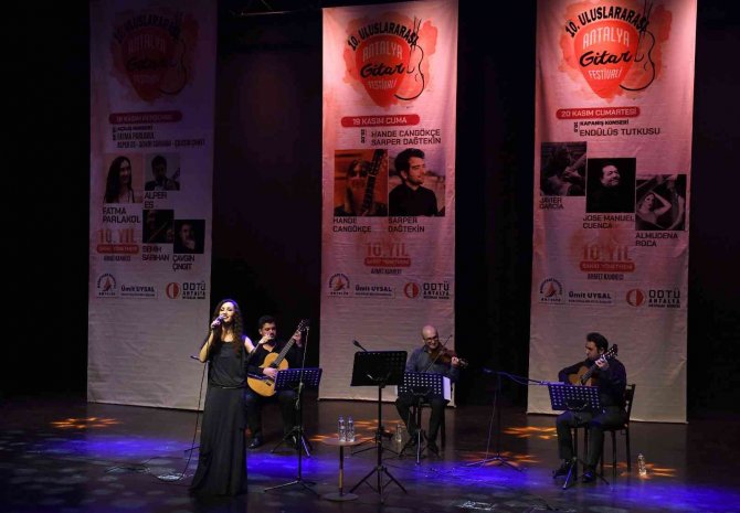 Uluslararası Antalya Gitar Festivali, Müzikseverlerle Buluştu