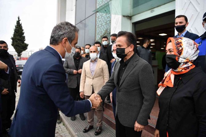 Bakan Özer: "İ̇ki Ay İçerisinde Tüm Türkiye’de Osb’lerde Mesleki Eğitim Merkezlerini Açacağız"