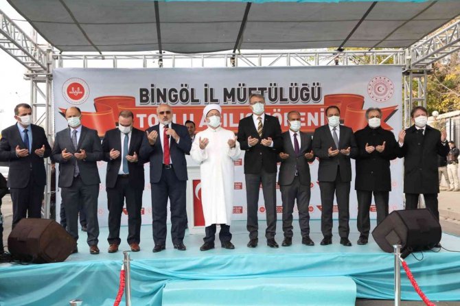 Diyanet İ̇şleri Başkanı Erbaş: "Karabağ 30 Yıla Yakın Ezan Seslerinden Mahrum Kaldı"