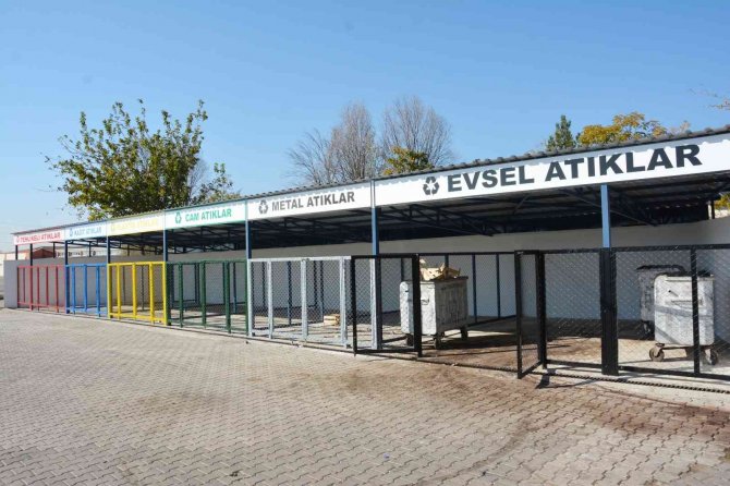 Dicle Üniversitesinde, ‘Atık Geçici Depolama Alanı’ Kuruldu