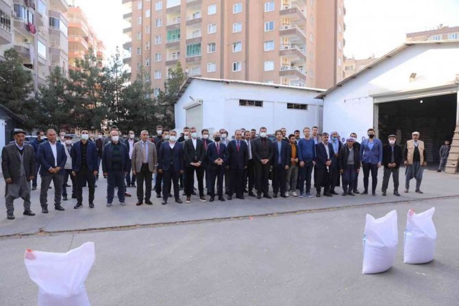 Diyarbakır’da Çiftçiye 89 Ton Tohum Desteği