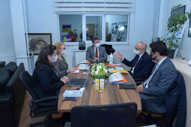 İ̇sveç Büyükelçisinden Eskişehir Teknoloji Geliştirme Bölgesine Ziyaret